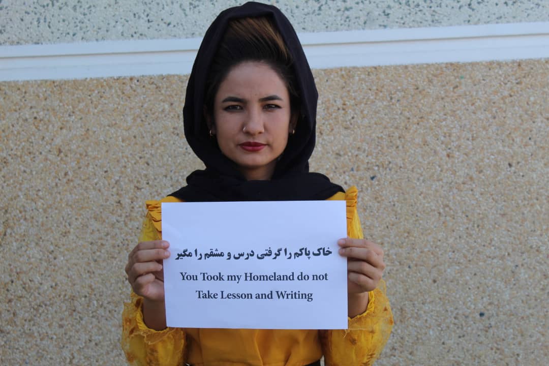 Neki Tabasum in demonstration against taliban rule